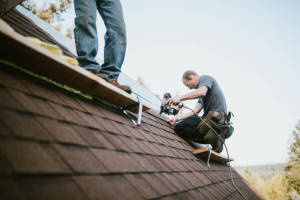 Local Roofers in Library, PA